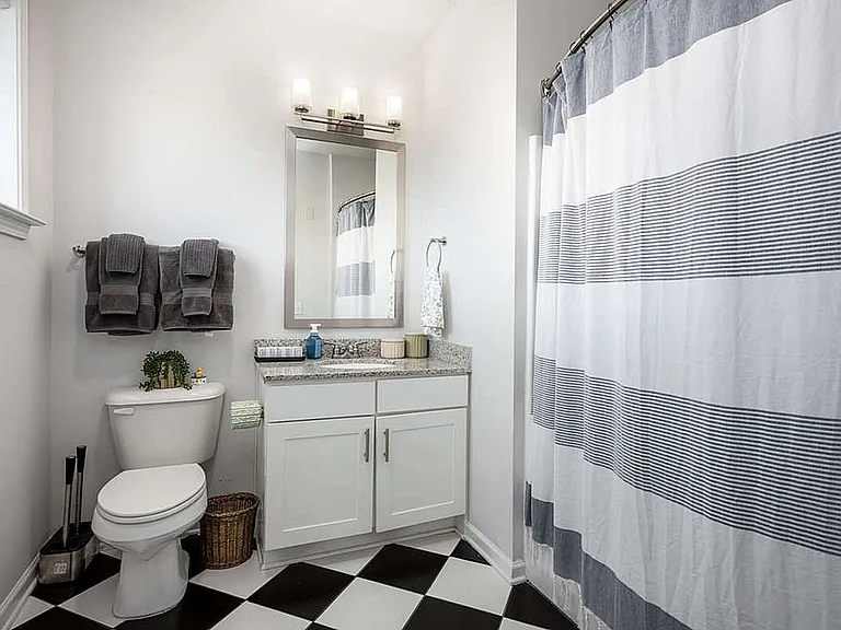Bathroom 3