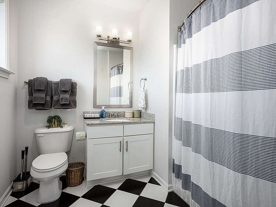 Bathroom 3