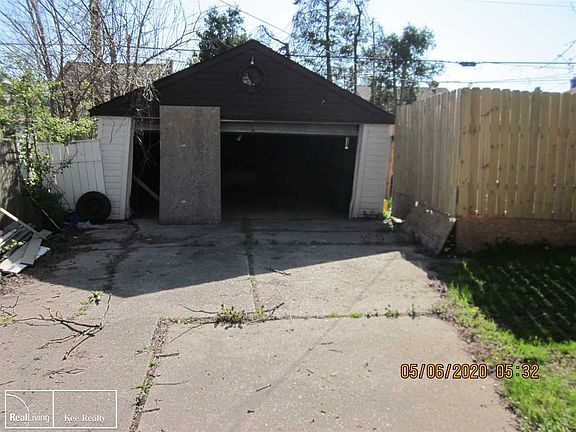 2nd image of 5227 Kensington Ave