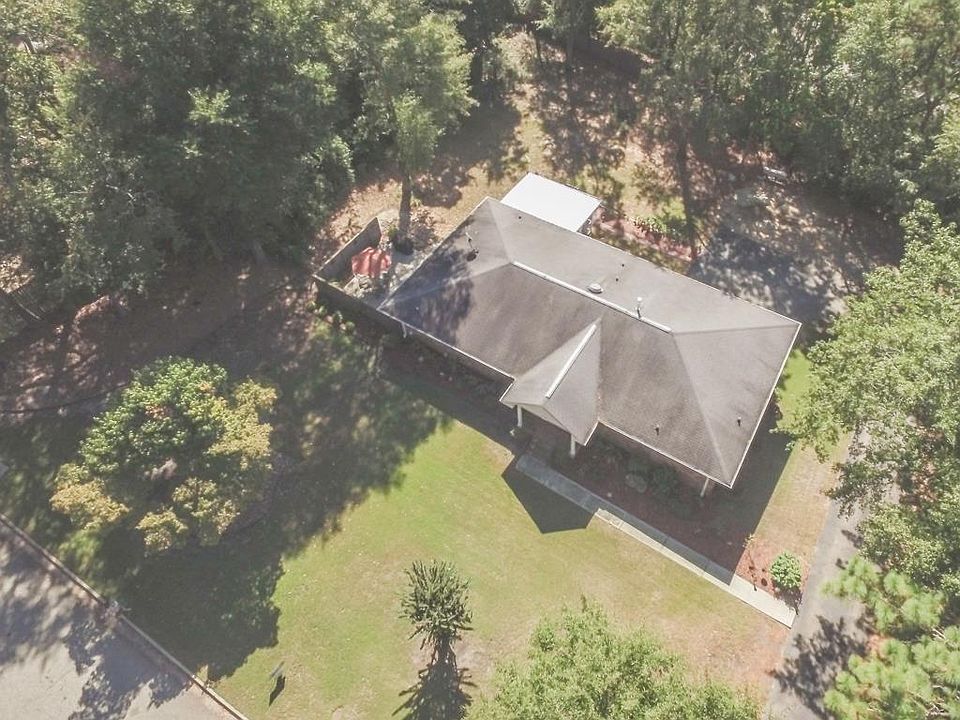 1st image of 113 Kalmia Cir