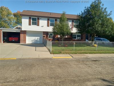 2136 McKinley Ave, Saint Albans, WV, 25177