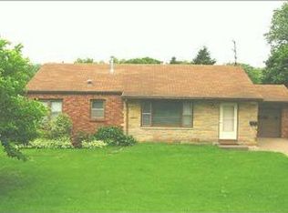 1717 Grand Ave, West Des Moines, IA 50265