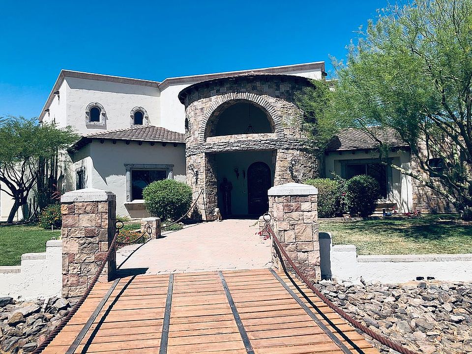 1st image of 14510 E Dixileta Dr