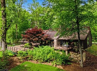85 Crest Dr, Bernardsville Boro, NJ 07924