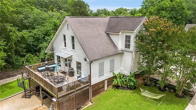 4 bed, $3,300 — Photo 4