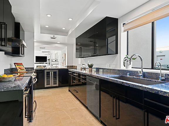 5th image of 2950 Neilson Way Unit 601