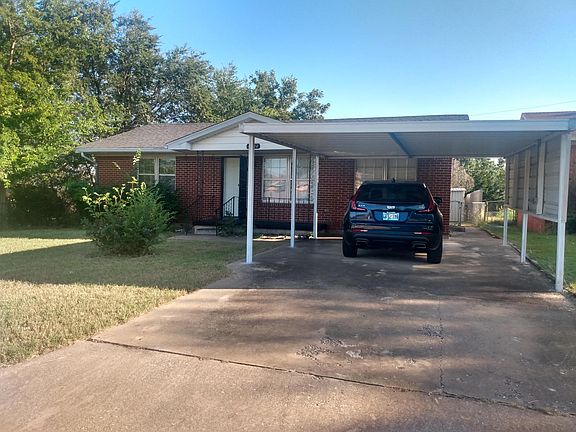 2nd image of 4304 NW Hoover Ave