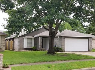 9555 Saffolk Punch Dr, Houston, TX 77065