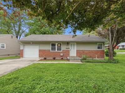 8145 Walmer St, Overland Park, KS, 66204
