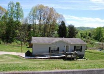 208 Woods Edge Dr, Blountville, TN, 37617