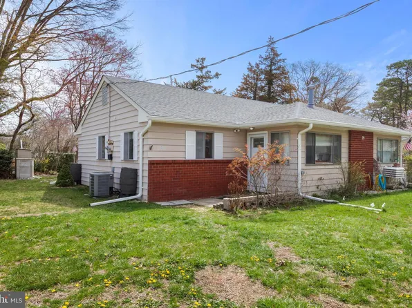 14B Heron Ct, Englishtown, NJ 07726