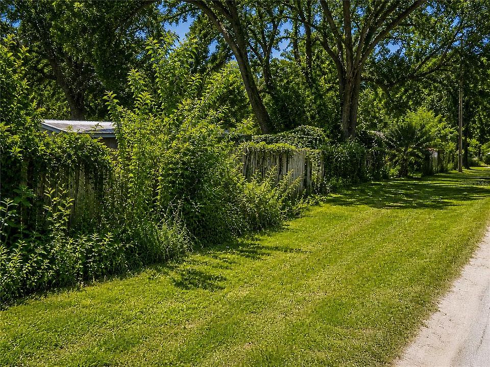 2nd image of 8562 ADONIS ROAD