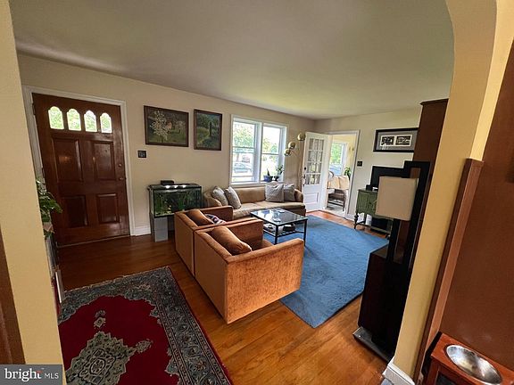 5th image of 226 Hause Ave