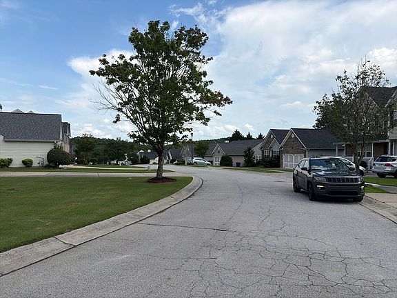5th image of 108 Overlook Ct