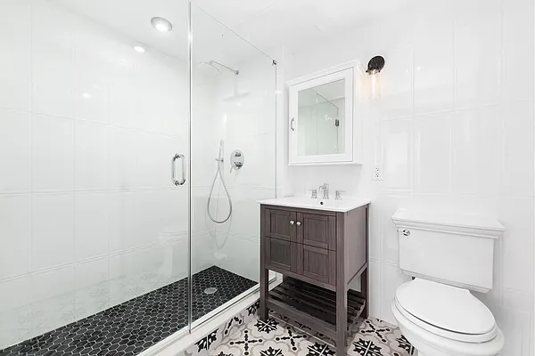 Rented by Douglas Elliman | media 8