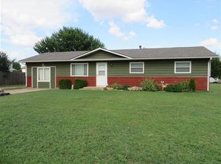 418 S Robbins Rd, Norwich, KS 67118