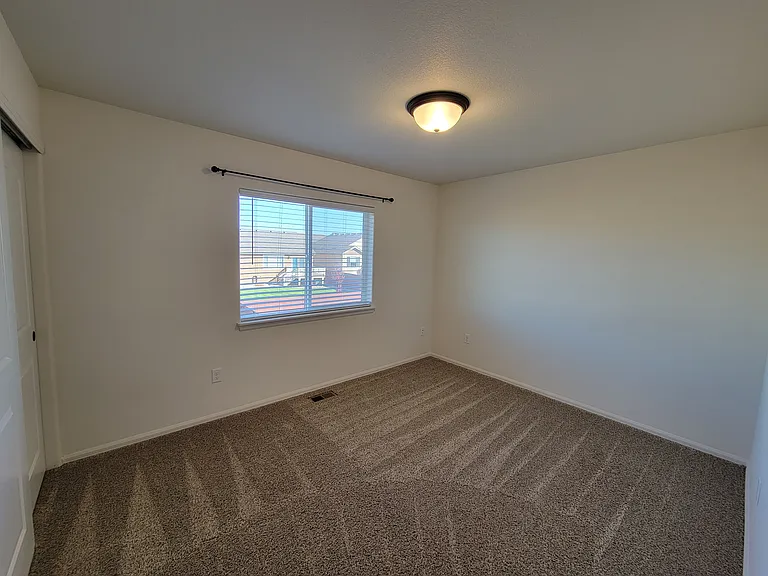 1823 Abundance Dr — Photo 13