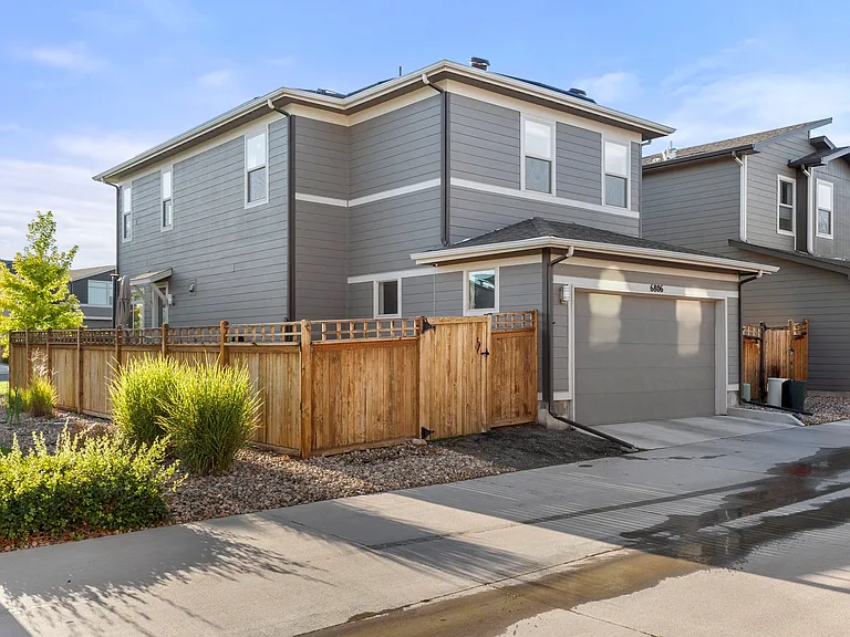 6806 Decatur St — Photo 32