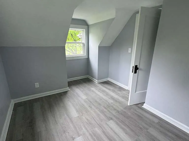 2093 Newcome St — Photo 13