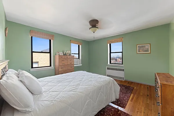 Sold by Keller Williams NYC | media 4