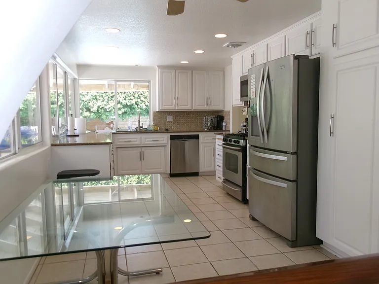 3114 N Springfield St — Photo 7