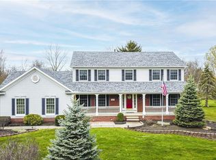 5520 Canyon Ridge Dr, Painesville, OH 44077