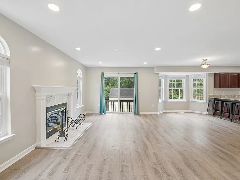 713 Mimosa Cove Rd — Photo 20