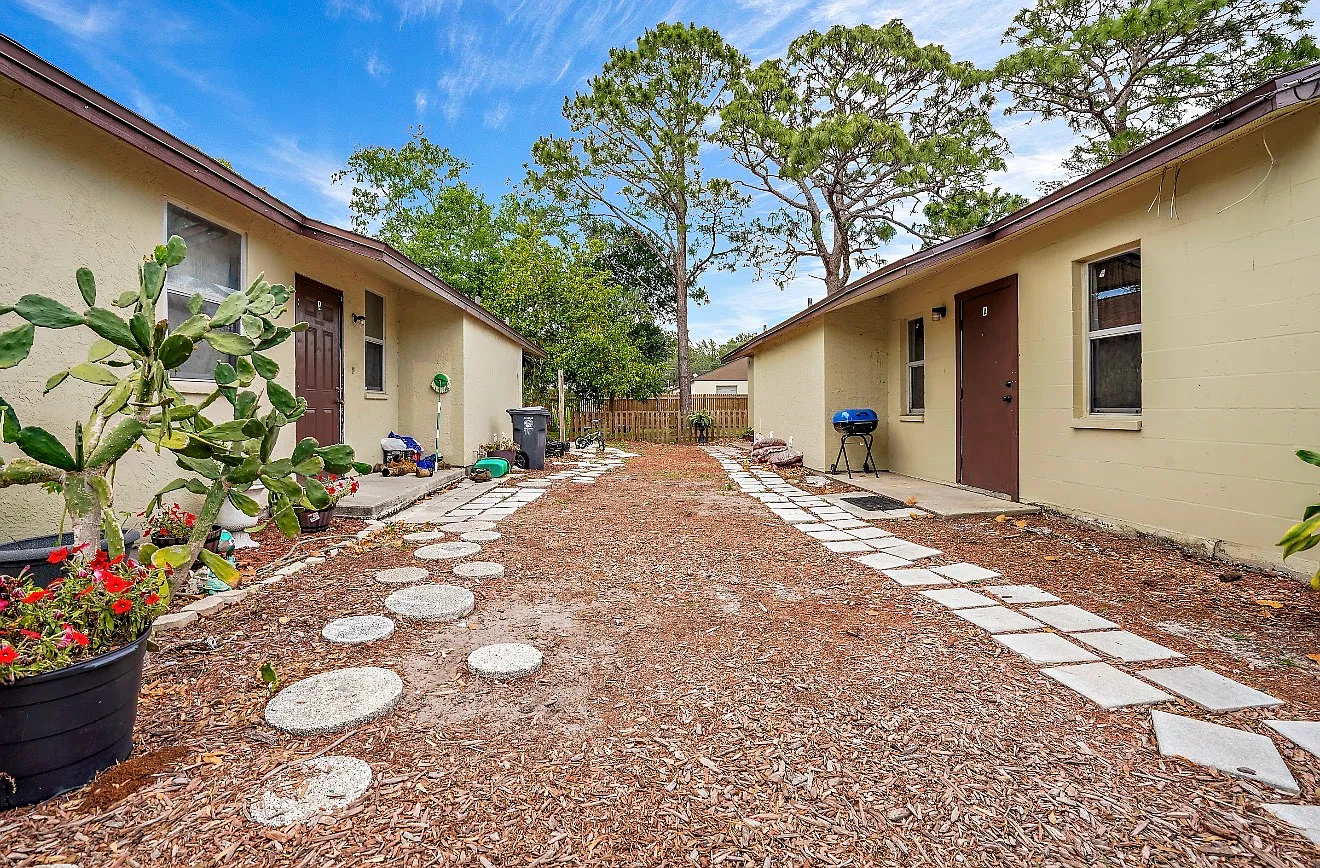 2 bed, 788 sqft, $1,650 — Photo 1