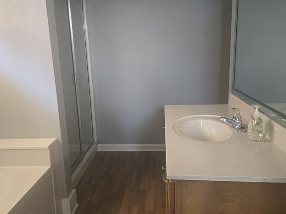 4th image of 9067 William Paul Dr