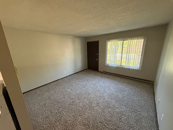 3rd image of 110 W Lakeland Rd APT 503