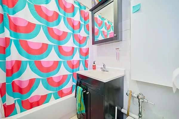 Rented by Living New York | media 13