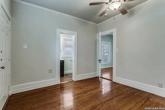 130 E Craig Pl — Photo 9