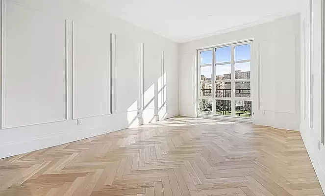 Sold by Hooli Homes New York Inc | media 1
