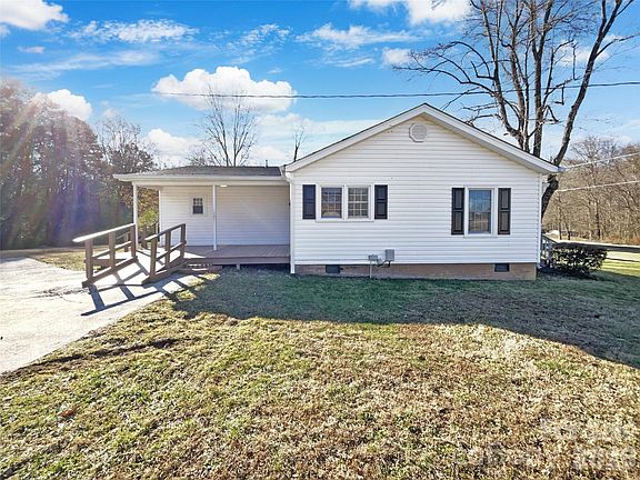 2nd image of 4748 Hickory Grove Rd