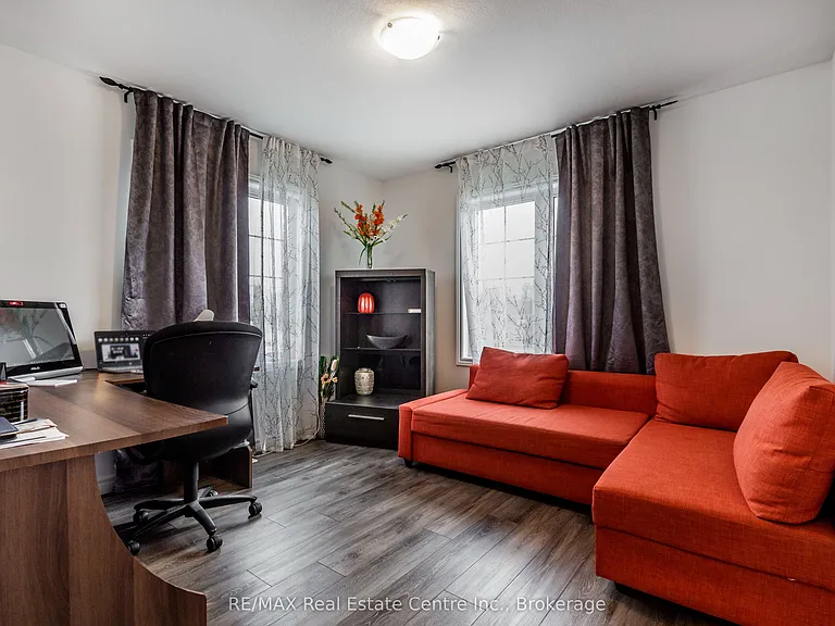 1 Mill St W #1 — Photo 13