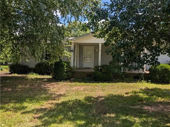 111 Jay Vonne Trl, Stokesdale, NC 27357