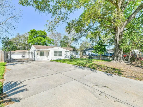 7341 Oak Hill Dr, Houston, TX 77087