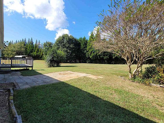 5th image of 125 Beaver Creek Dr
