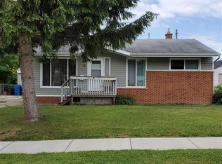 5036 Winston Dr, Swartz Creek, MI 48473