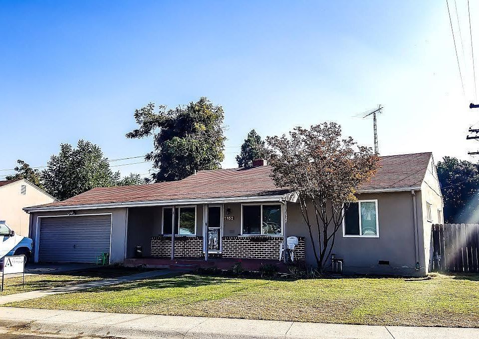 1st image of 2152 La Jolla Dr