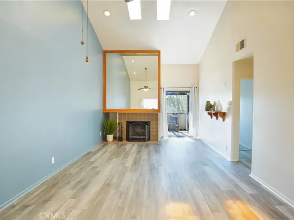 936 Lupine Hills Dr Unit 36, Vista, CA 92081