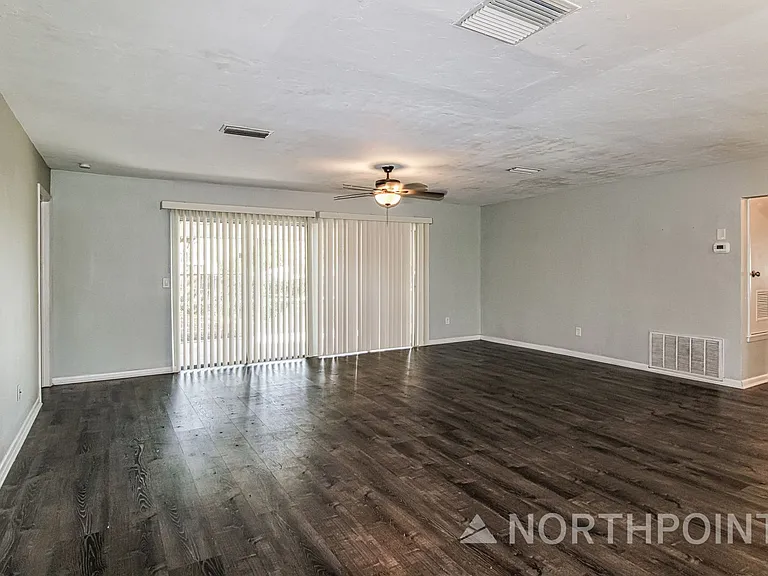 7219 Cascade St — Photo 2