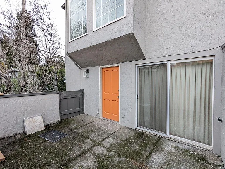 Oxford-Cedar Apartments — Photo 45