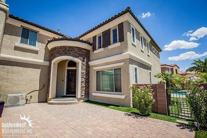 11042 Gammila Dr — Photo 18