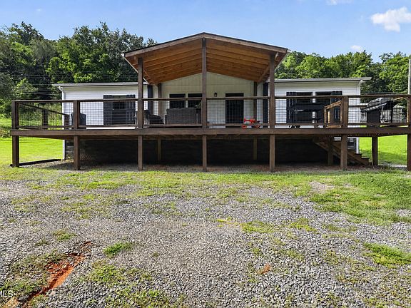 3rd image of 450 Burem Rd