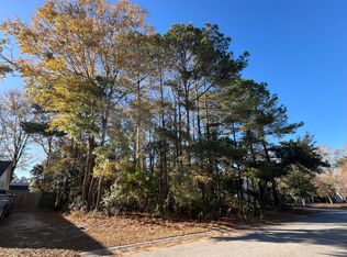 222 Jasmine Dr, Summerville, SC 29483