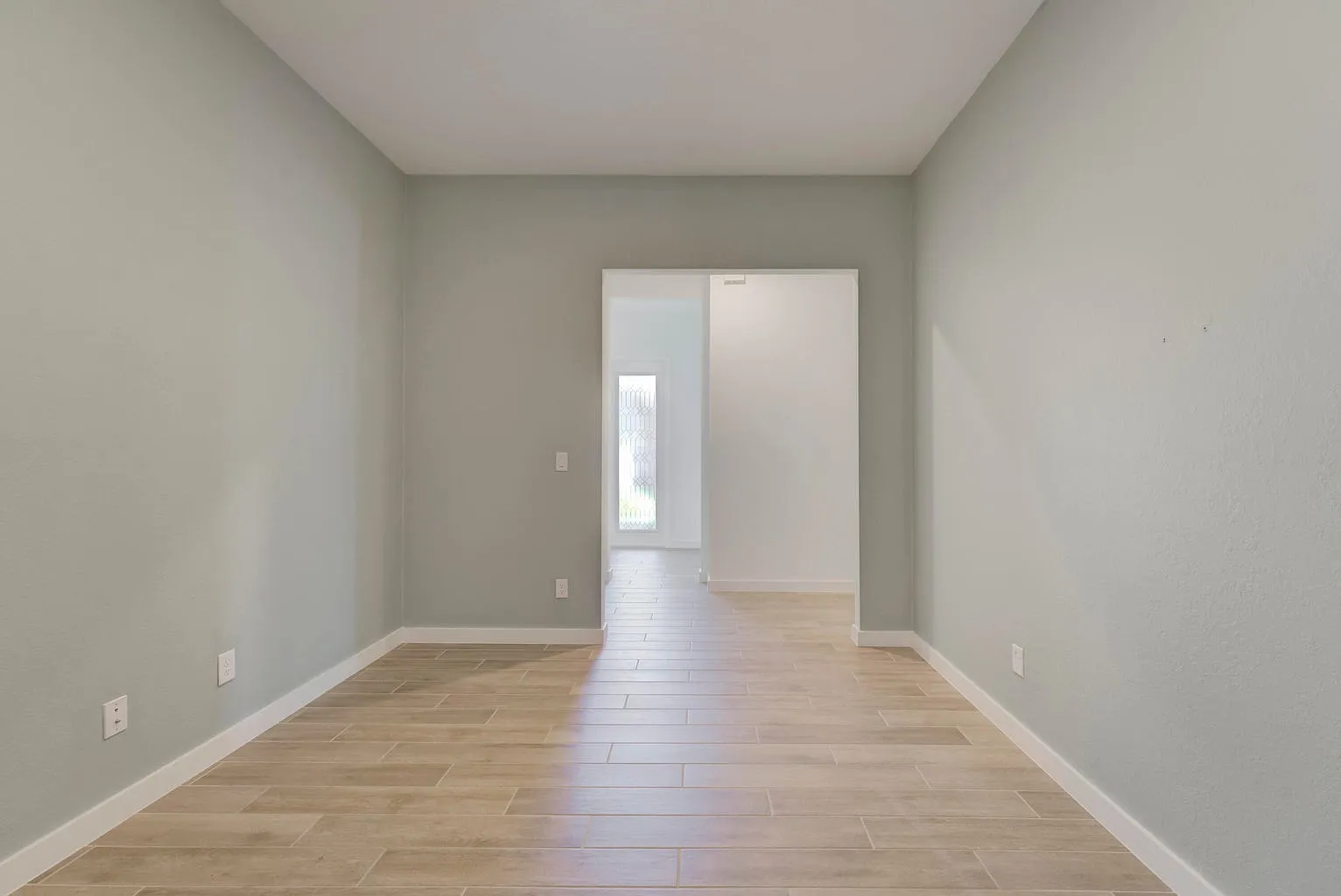 3 bed, 1925 sqft, $3,500 — Photo 3