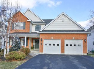 1 Callaway Cir, Loudonville, NY 12211