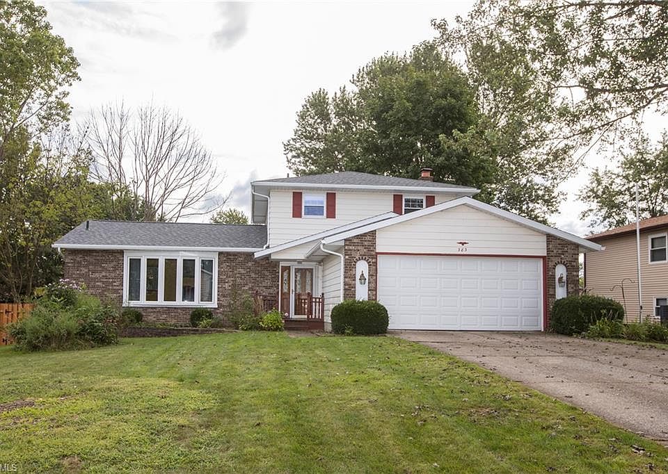 1st image of 383 Brantley Ln