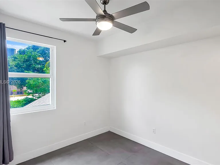 1536 NW 15th Ave #206 — Photo 18